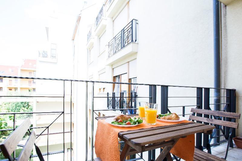 Urban Apartments Gozsdu Budapest Luaran gambar